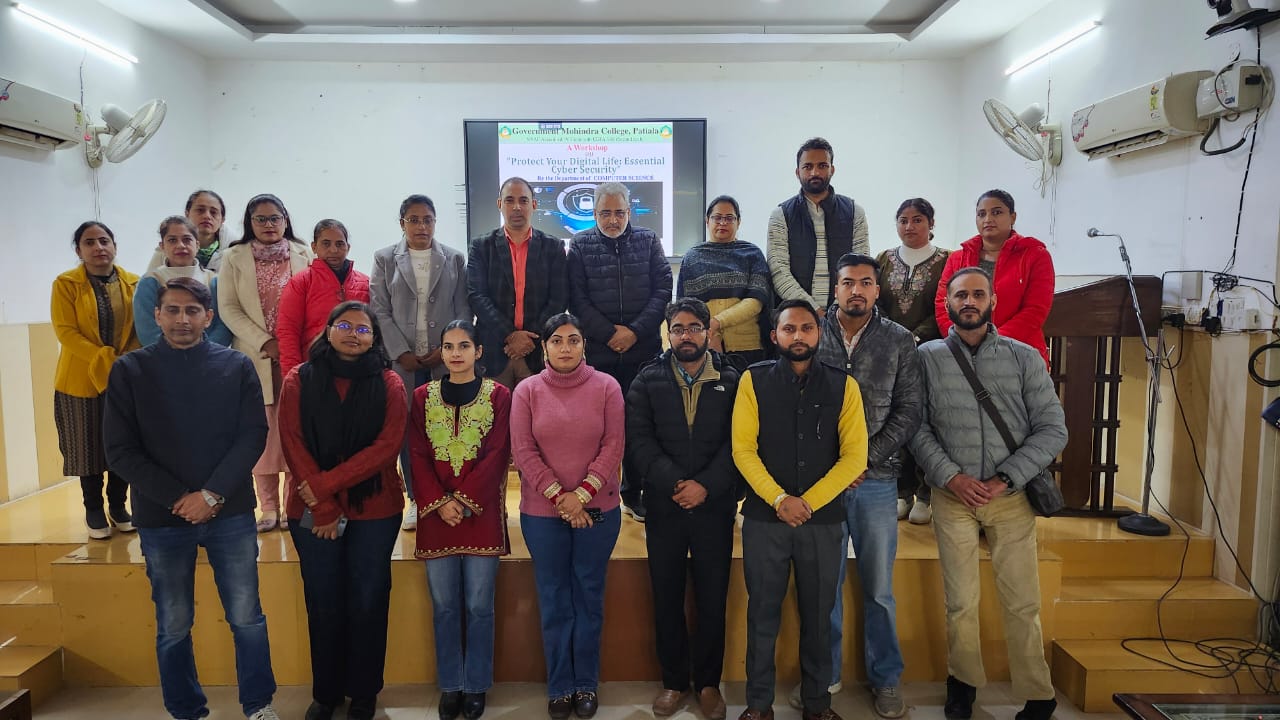 'Umang' organized 38th seminar on cyber security at Government Mahindra College